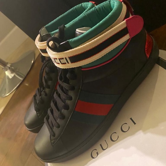 Gucci Other - Gucci Mens Black Ace sneakers in soft leather w Web bands nylon NIB New in Box